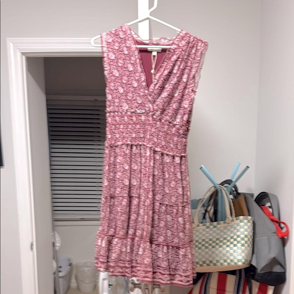 Elegant Pink Sleeveless Dress